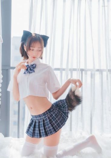 漂亮的小婊孑2_蓝光最新电影在线观看