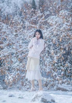 肉体秘书2未删版在线_4K高清在线